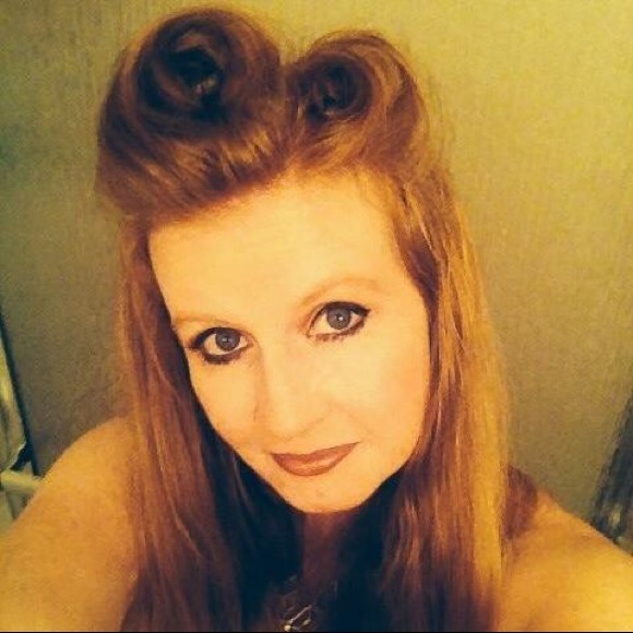 Meet your Posher, Poppy! - Picture 1 of 5